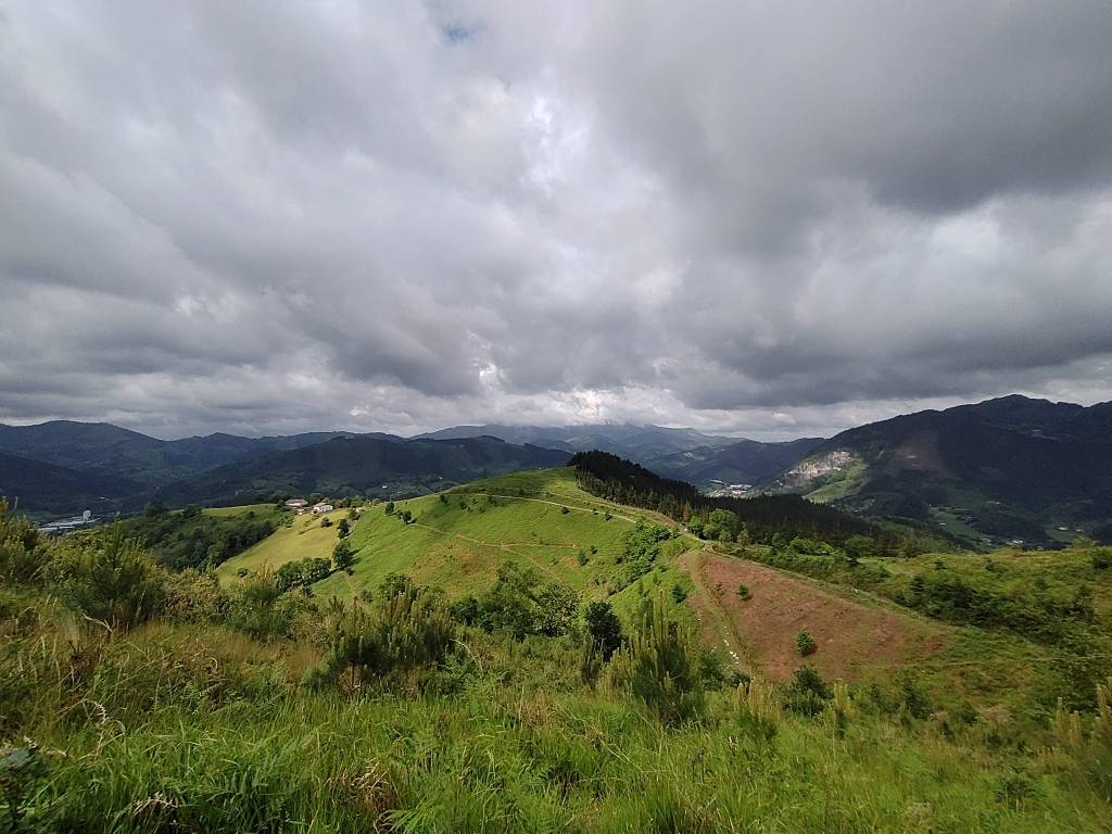 Camino Norte day 4: Ibiri quarter to Zenaruzza monastery&nbsp;(26.5km)