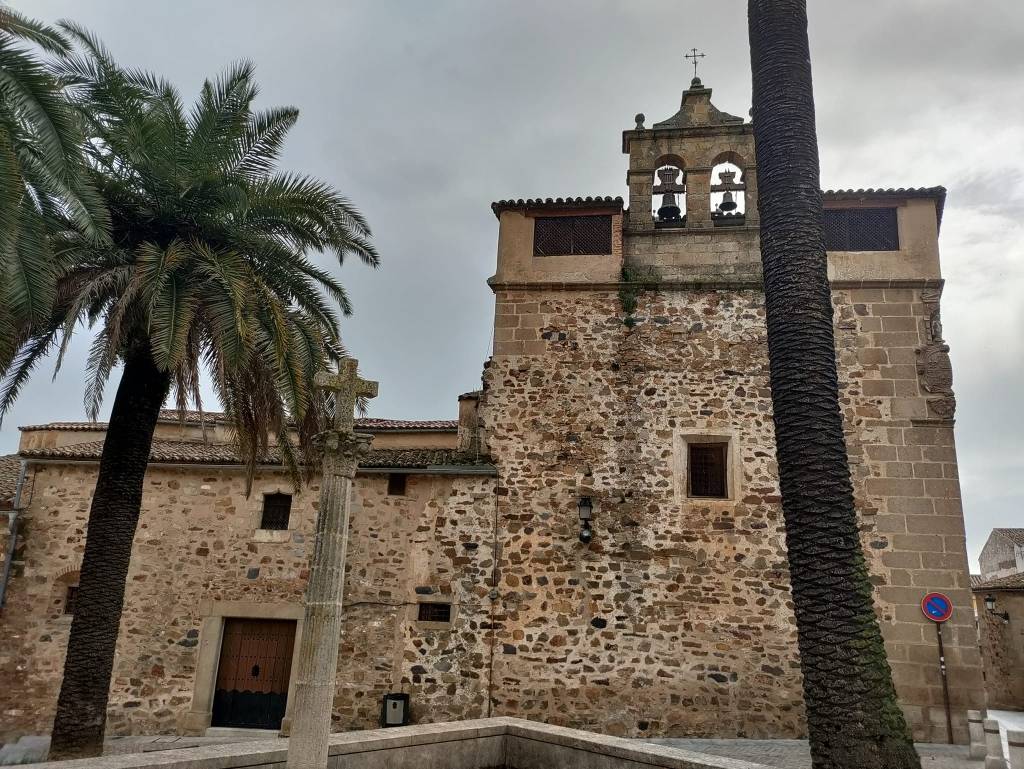 Camino via de la Plata day 11: Alcuéscar to Cáreces&nbsp;(37.3km)